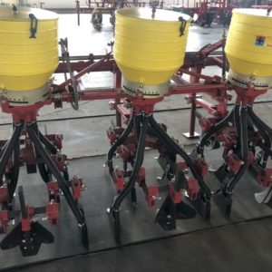 Культиватор КХМ-4 с приспособлением для подсева зерновых